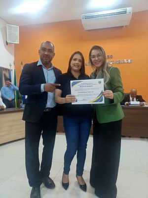 Moção de Aplausos a Elisangela Gontijo