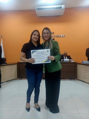 Moção de Aplausos a Elisangela Gontijo