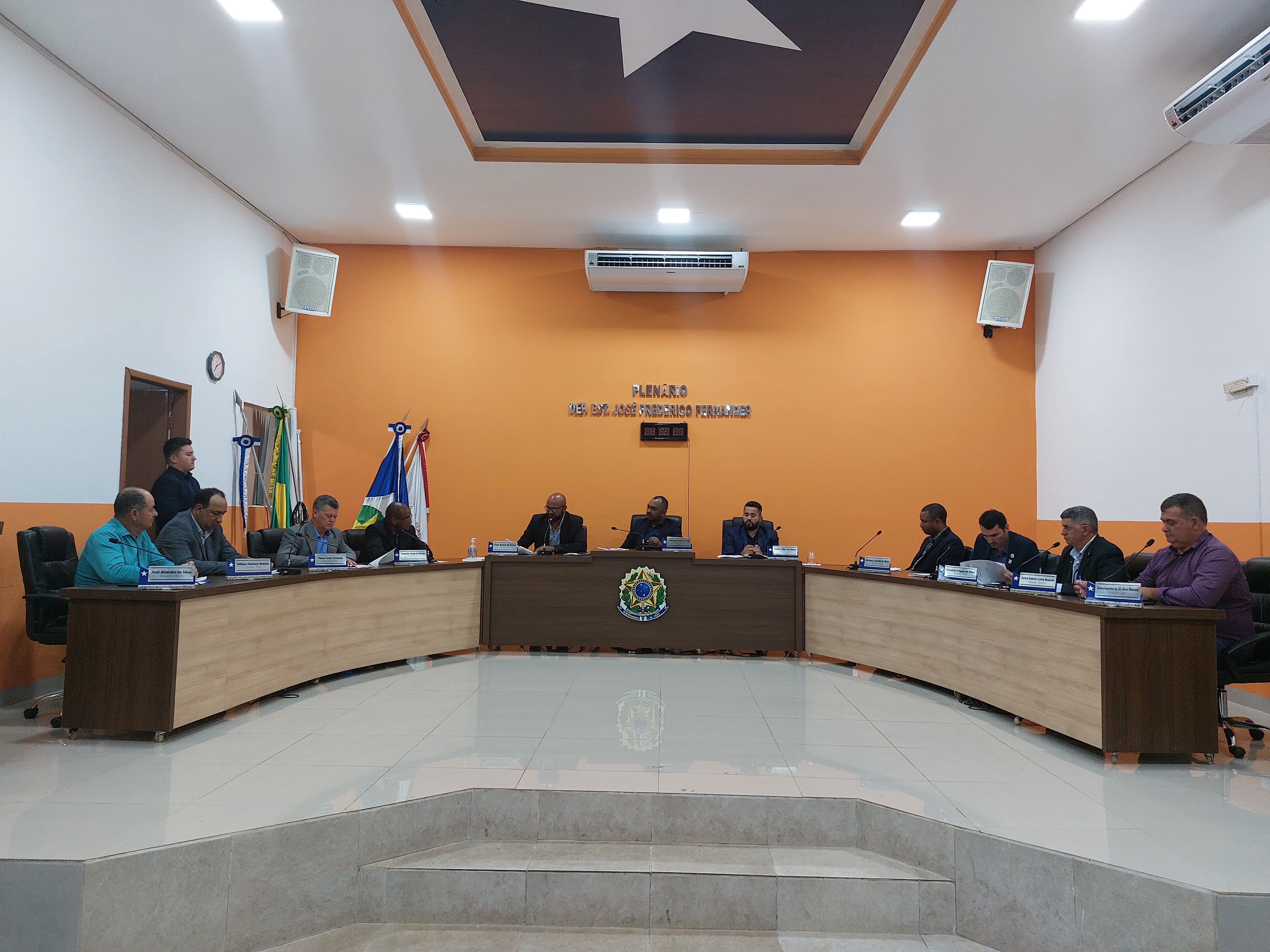 Câmara Municipal, Realizaram a 06º Sessão Extraordinária e Votaram o relatório das Contas de Gestão do Exercício Financeiro de 2020.